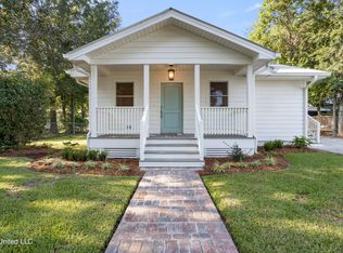 1310 Bowen Ave, Ocean Springs, MS 39564