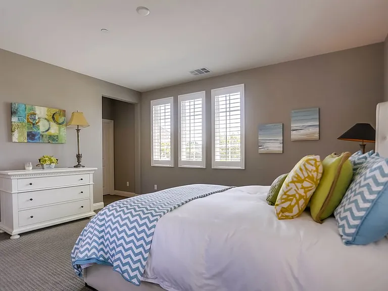 16961 Crescent Creek Dr — Photo 43