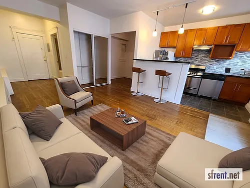 Floor plan Large Studio