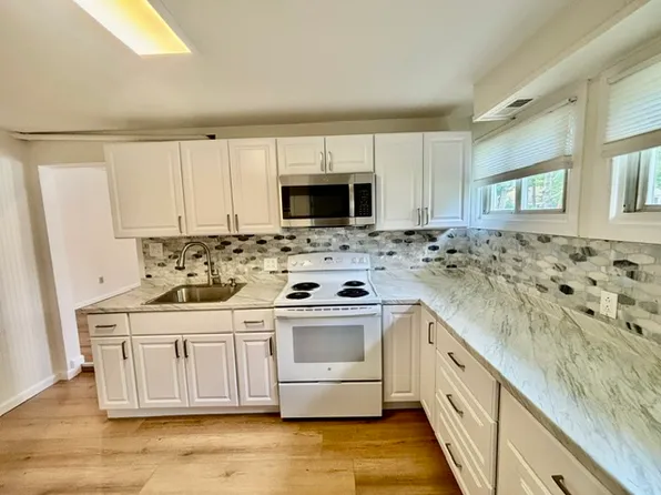 (undisclosed Address), Huntington Station, NY 11746