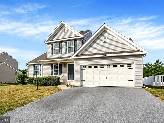 2nd image of 38 Waterford Ln #L-0129