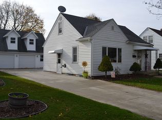 2125 Fairmont St, Manitowoc, WI 54220