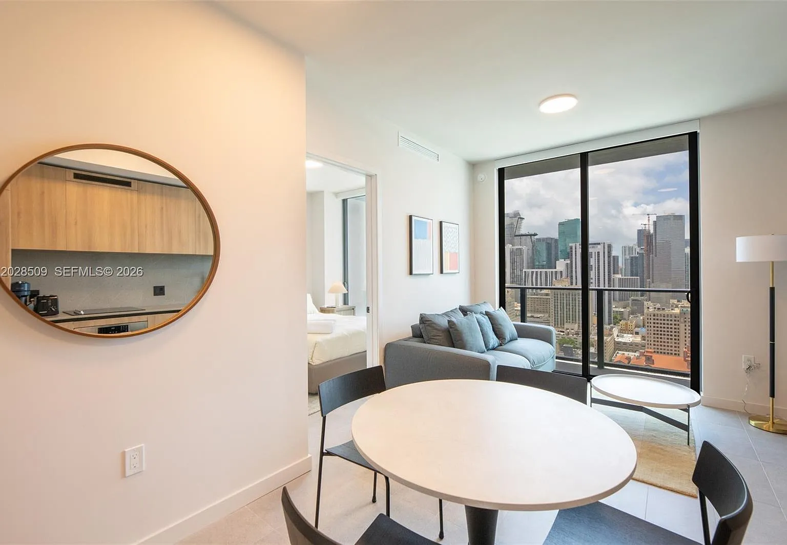 1 bed, 2.0 bath, 544 sqft, $4,500 — Photo 2
