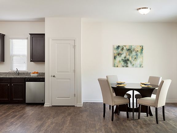 Aurora Aurora Kitchen and Dining