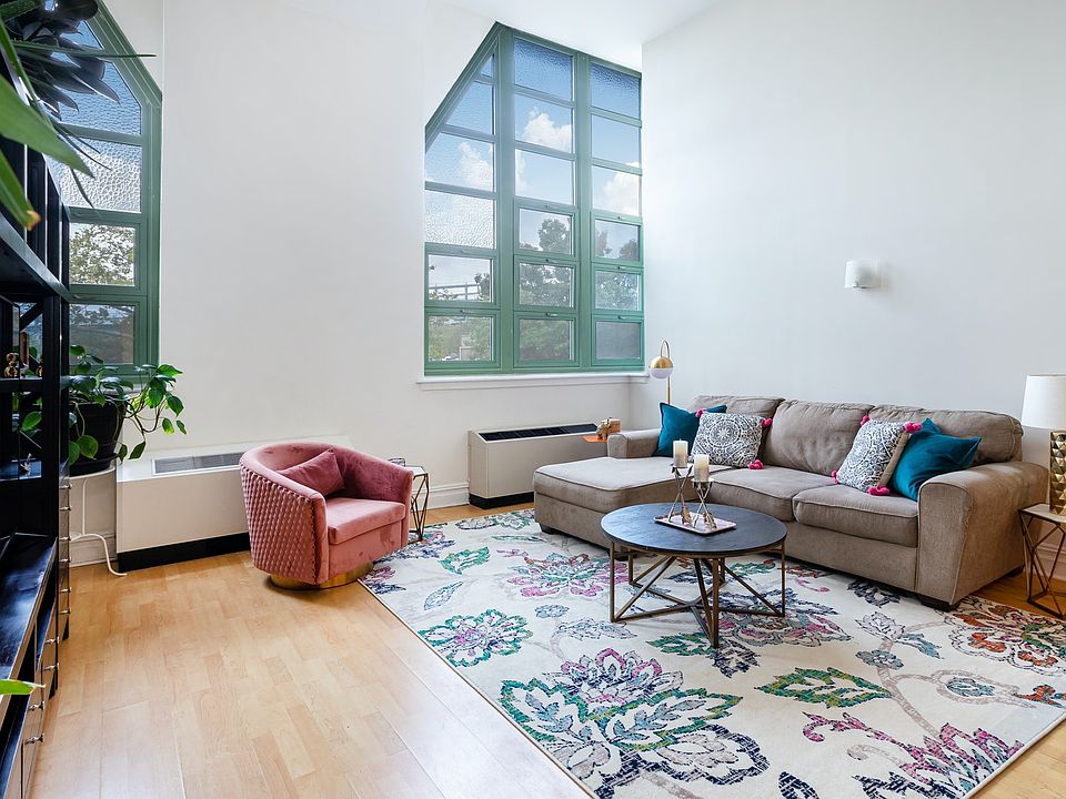 1st image of 1919 24th Ave APT L205