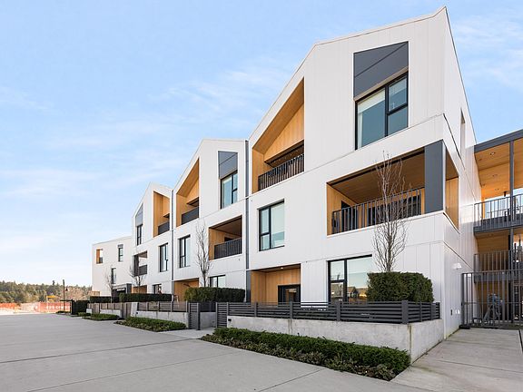 2nd image of 251 Boundary Bay Rd #101