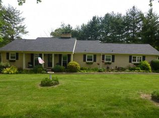 4501 Brightwood Ln, Kingsport, TN 37663