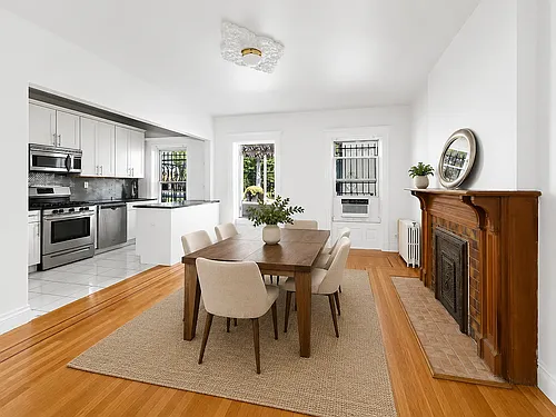 139 Hancock St Photo 1