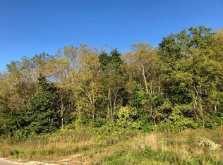 21080 Smaltz Rd, Fulton, IL 61252