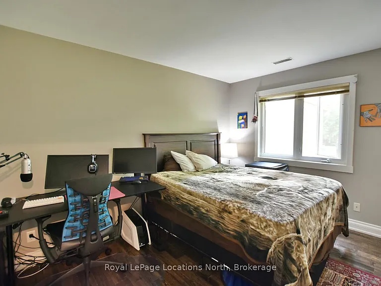 590 Oxbow Cres — Photo 41