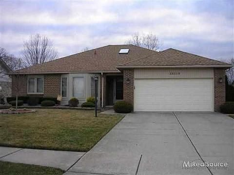 1st image of 39319 Lorien Dr
