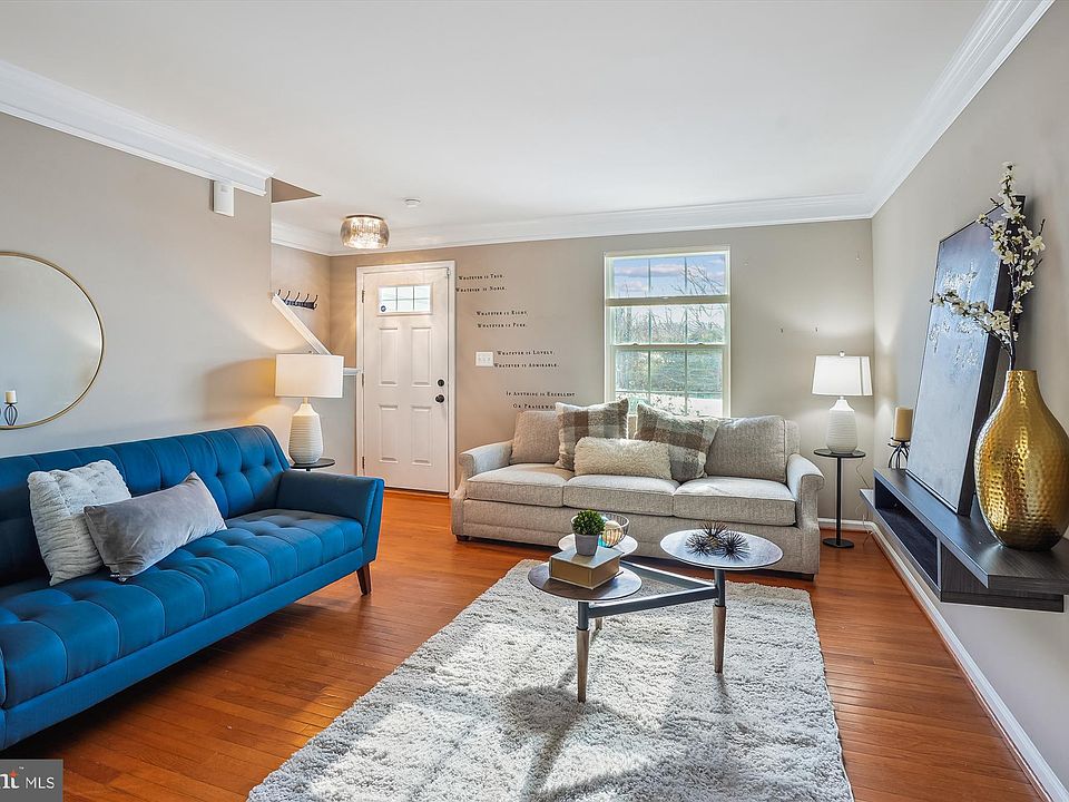 1st image of 12 Taylors Hill Way