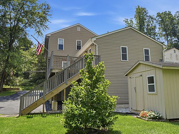 2nd image of 211 Shady Ln