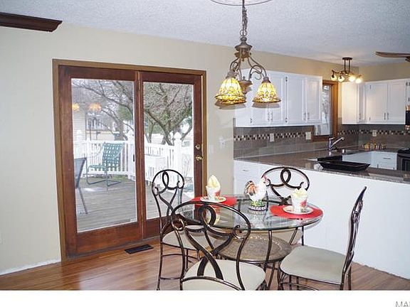 5th image of 1038 Acorn Trail Dr