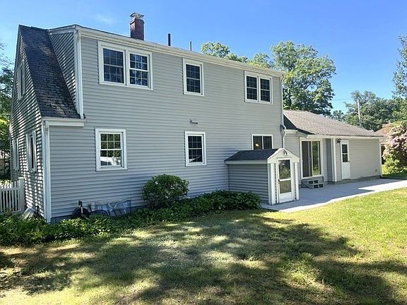 2nd image of 110 Longmeadow Dr