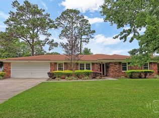4715 Oakview Dr, Savannah, GA 31405