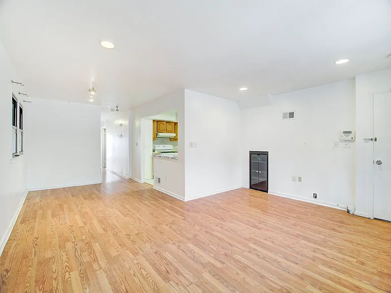25 Skillman Ave #1 — Photo 3