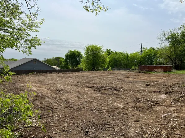 332 Hillcroft Rd, Fort Worth, TX 76108