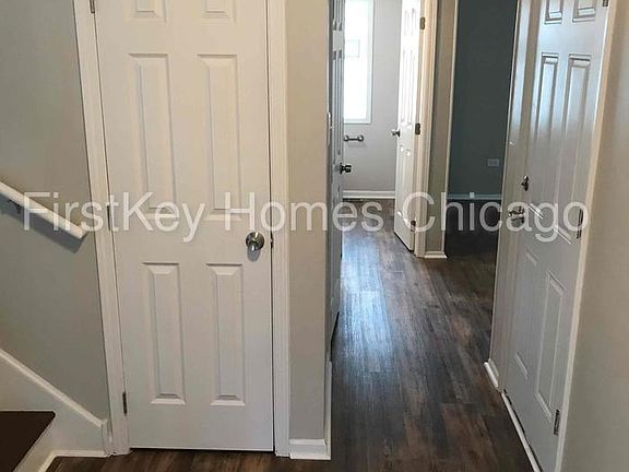 2nd image of 538 S Blackstone Ave