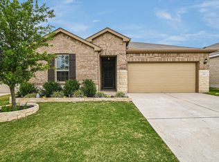 1915 T H Johnson Dr, Taylor, TX 76574