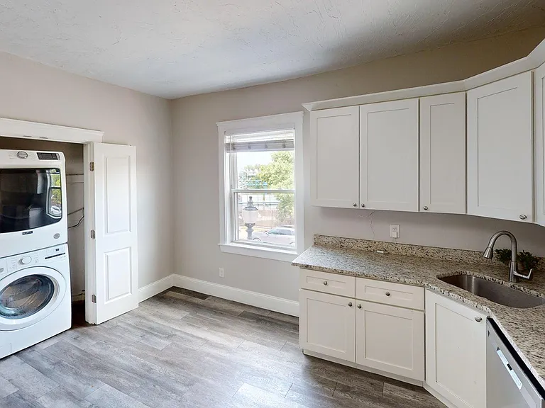 108 Meridian St #3 — Photo 9