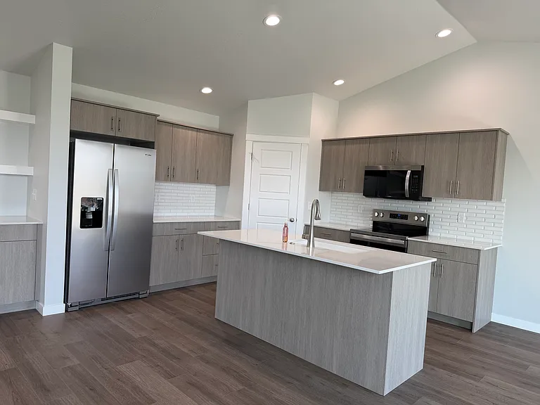 2450 W Clegane Ct — Photo 8