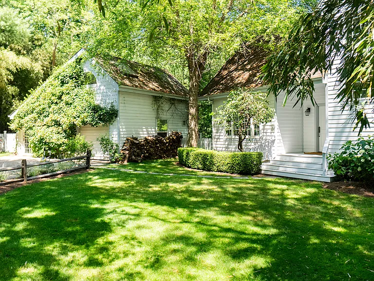 29 Meadows E — Photo 33