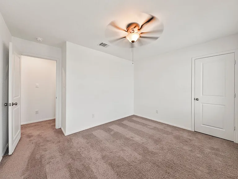 10626 McClintock Dr — Photo 31