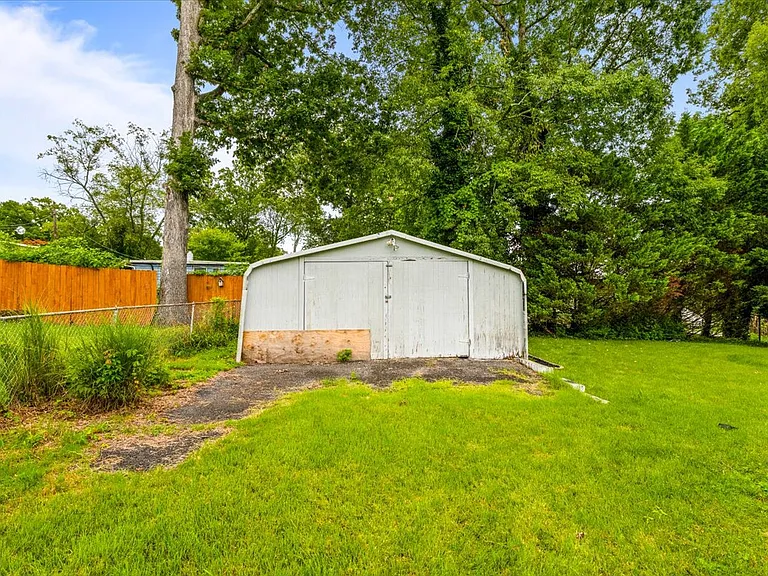 119 Newberry Cir — Photo 38