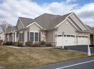 101 Bluebell Dr, Mechanicsburg, PA