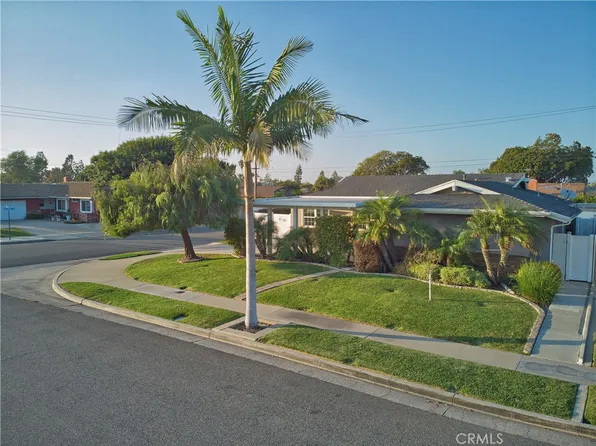 6091 Dundee Dr, Huntington Beach, CA 92647