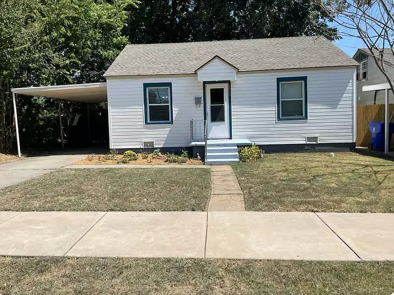 509 N University Blvd — Photo 16
