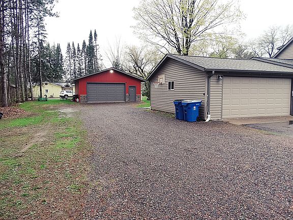2nd image of 812 E Barker Street