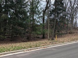 2725 Maiden Ln, Eau Claire, WI 54703