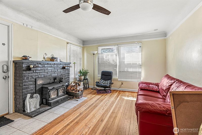 5th image of 540 27th Avenue