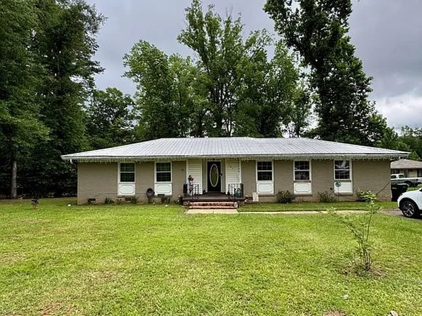 127 Peters Cir, Ozark, AL 36360