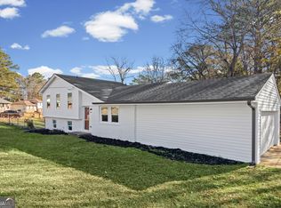 925 Majesty Ln, Morrow, GA 30260