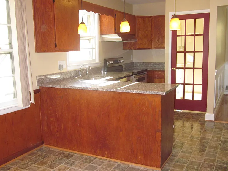 1104 Desale St SW — Photo 15
