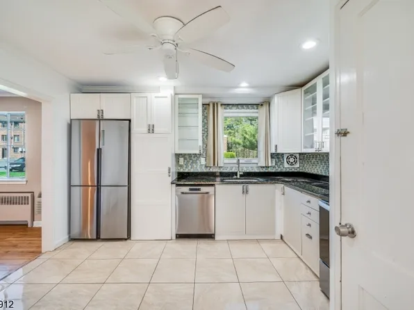 41 Troy Dr #41A, Springfield Twp., NJ 07081