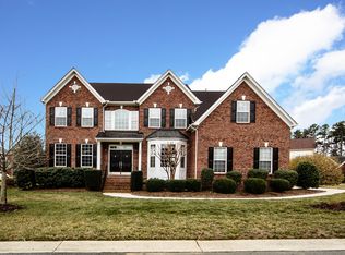 1021 Woodkirk Ln, Matthews, NC 28104