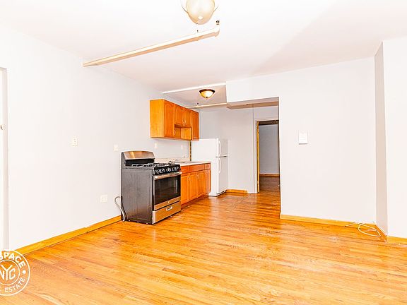 4th image of 1119 Bergen St #1AFFX