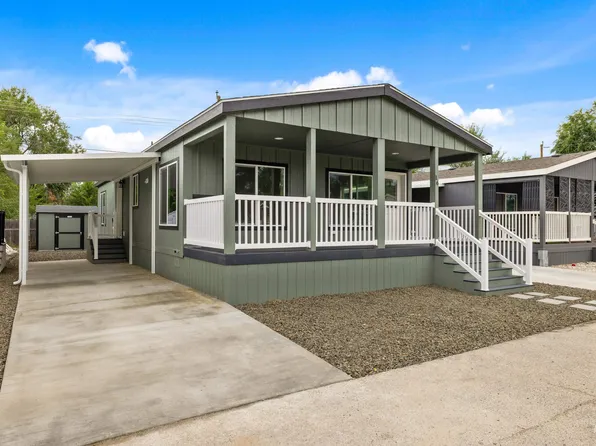 208 E 44th St Trailer 16, Garden City, ID 83714
