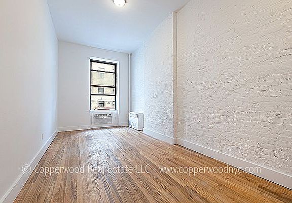 5th image of 428 E 89th St APT A