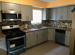 1128 Morris St, Roselle, NJ 07203