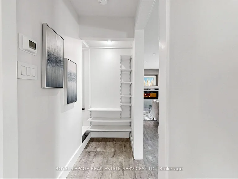 285 Bronte Rd — Photo 19