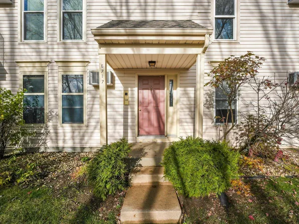 6717 Park Edge Dr APT A, Madison, WI 53719