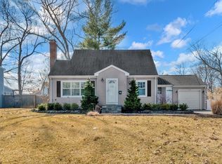 213 Dedham Ave, Needham, MA 02492