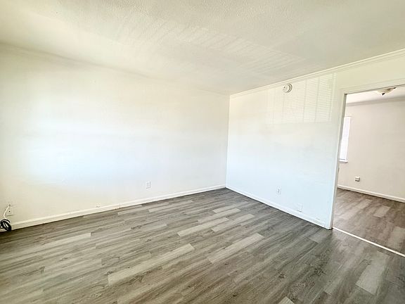 5th image of 3500 S Pennsylvania Ave APT 7