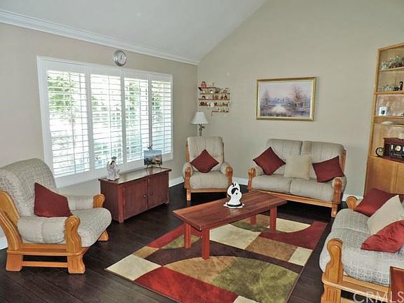 2nd image of 15292 Laguna Ct