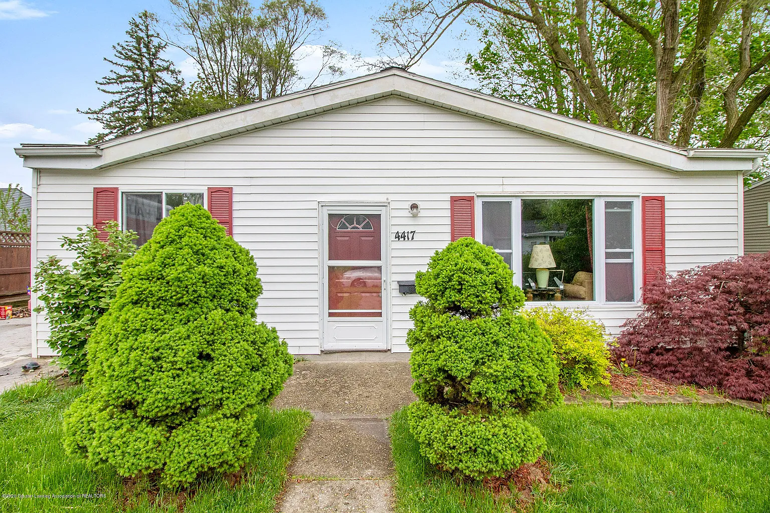 4417 Burchfield Ave photo 1